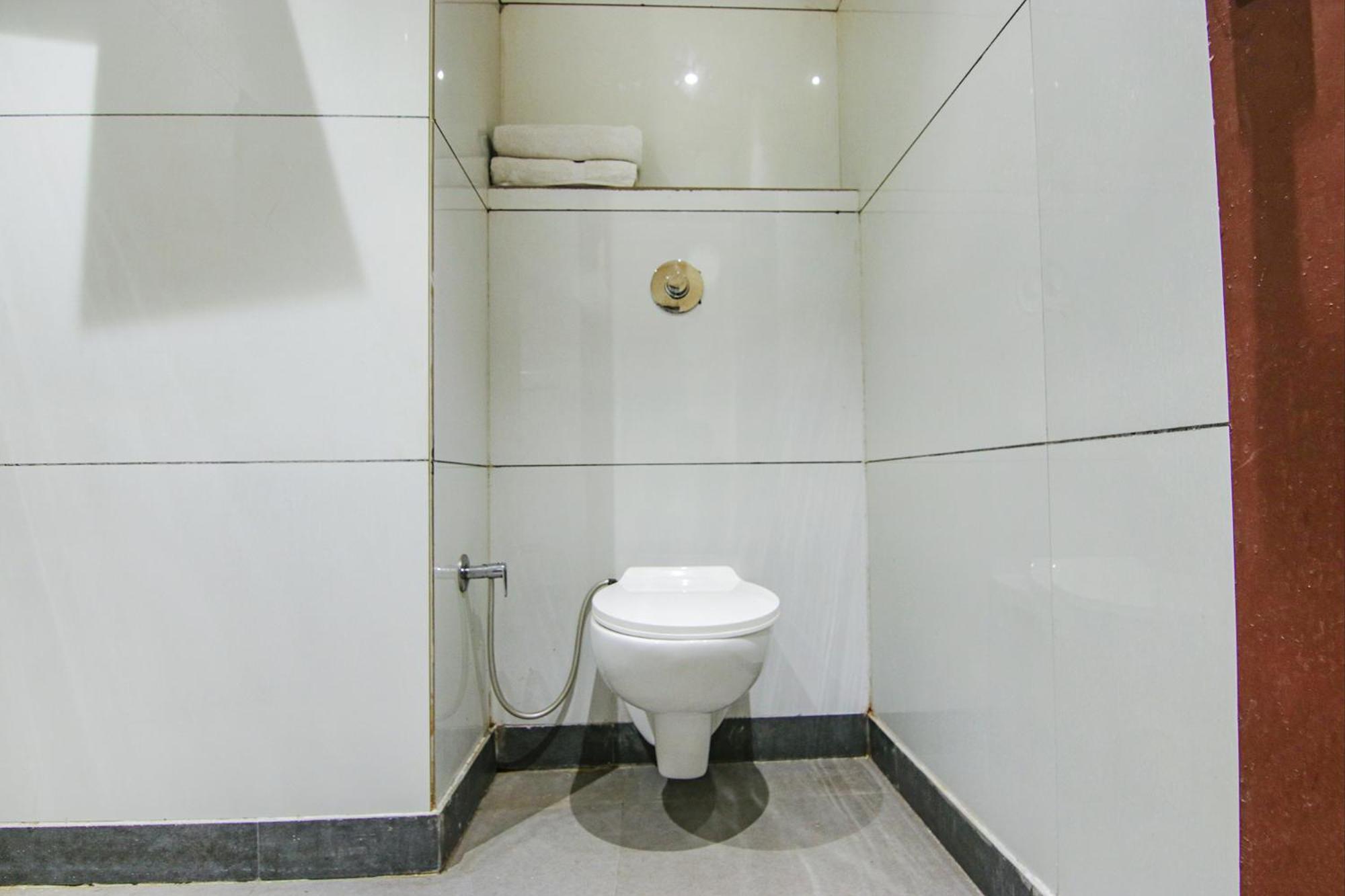 Fabhotel Golden Glory New Delhi Eksteriør bilde